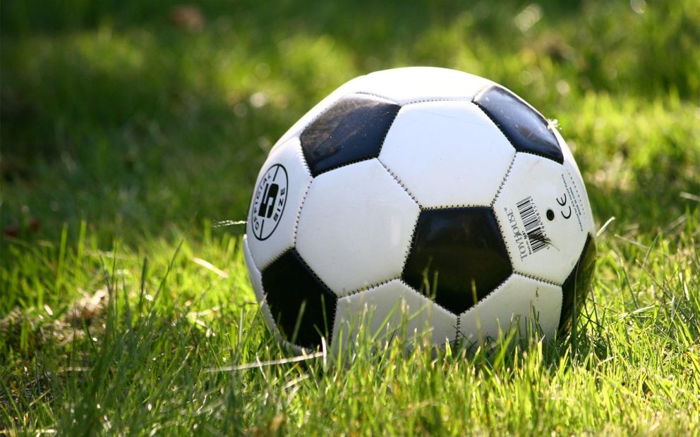 Fußballspielen auf dem Bolzplatz